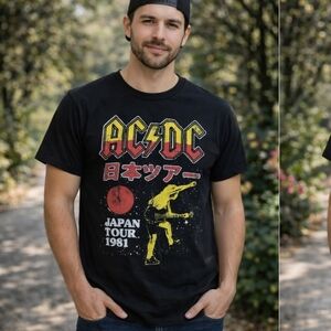 AC/DC Japan Tour 1981 Graphic Band T-Shirt Black Rock Tee Size S